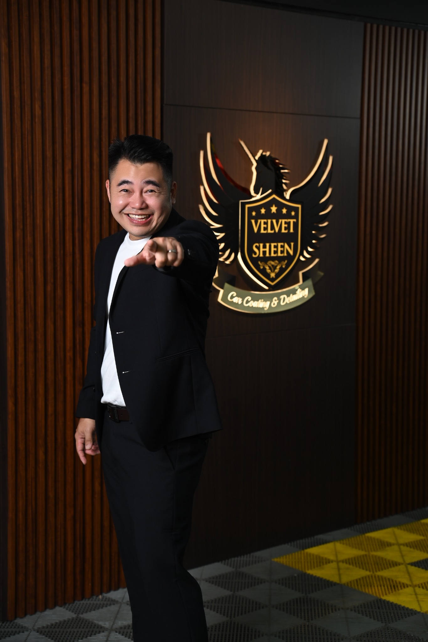 Velvet Sheen 创办人欢迎候选人